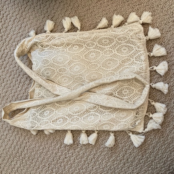 Bohemian Crochet Lace Crossbody Satchel Purse - Picture 2 of 5